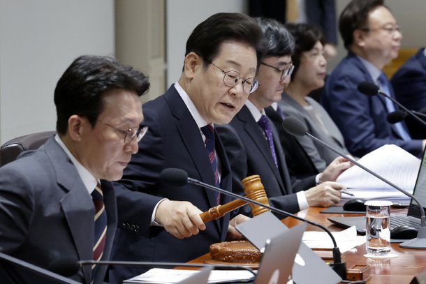 相互関税差し押さえ、「「国益指向の実践的外交」の1つ：ネイトニュース