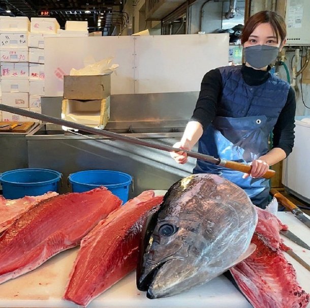 대기업 사표 쓰고 참치 해체쇼 하더니…인생 대반전