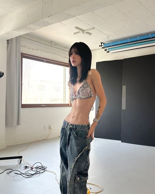 "눈을 의심하게 만드는 반 줌 허리"…故최진실 딸 최준희, 뼈만 남았네