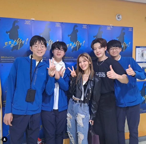 송일국 子 삼둥이, 중1에 180cm 폭풍성장 근황 "간만에 사진 올리는 거 허락해줘"