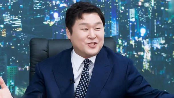 ** 대세 배우 윤경호, '인생 로또 당첨' 비유로 전하는 행운과 성공 전략!
**