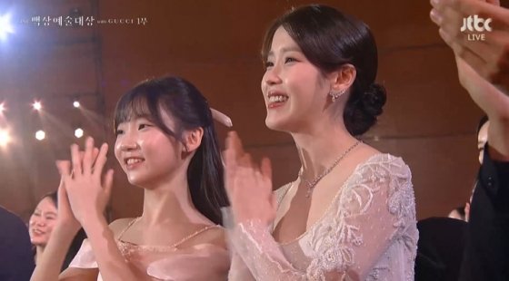 /사진=JTBC '제61회 백상예술대상' 중계방송 캡처