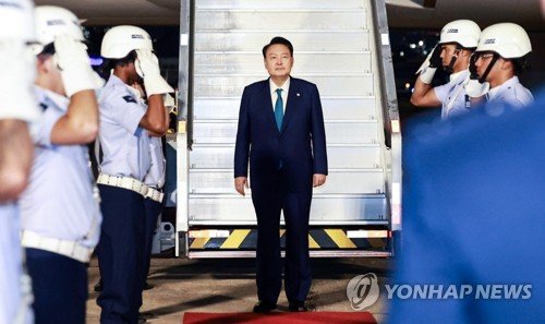 尹대통령, 브라질 리우데자네이루 도착…G20 정상회의 참석종합