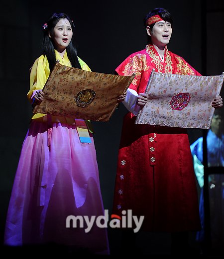 [OTHER][04-12-2013]Hình ảnh mới nhất từ vở nhạc kịch "The moon that embraces the sun" của SeoHyun 201401201439371117_1