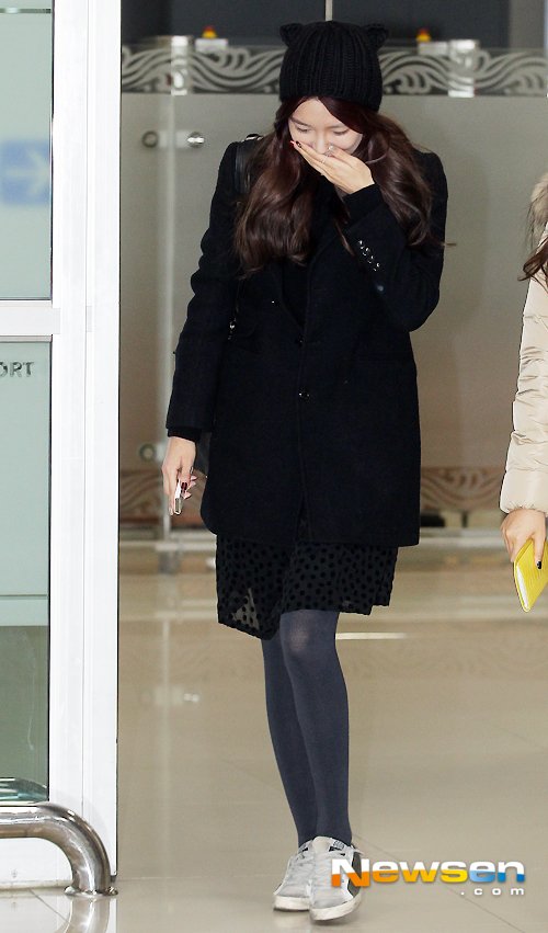 [PIC][16-12-2013]Sunny, Yuri, Tiffany, SeoHyun, HyoYeon & SooYoung trở về Hàn Quốc vào chiều nay 201312161455311810_1