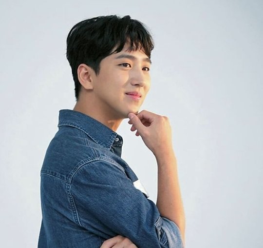 B1a4 バロ チャ ソヌ プロフィール撮影 まいにち自由時間 매일 자유 시간