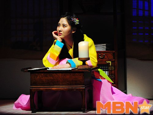 [OTHER][04-12-2013]Hình ảnh mới nhất từ vở nhạc kịch "The moon that embraces the sun" của SeoHyun 144210111020