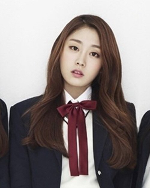 Seo Ji Soo din Lovelyz într-un scandal la puţin timp de la debut | K