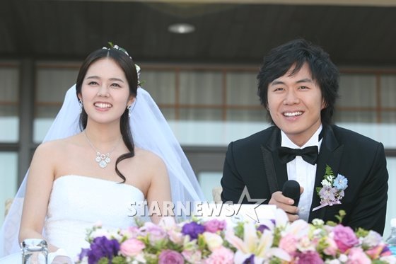 2005년 결혼식 당시의 한가인 연정훈 부부 / 사진=스타뉴스