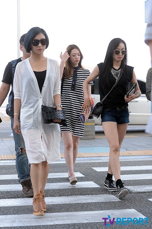 [صور] (f(x في مطار Incheon متجهات إلى هونغ كونغ 20140630_1404125053_52556600_1