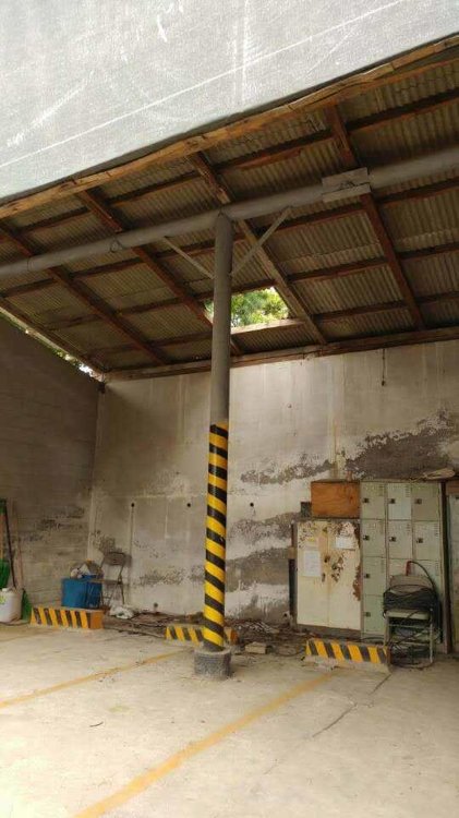 슬레이트 지붕 위에서 작업하던 육군 일병 추락해 중상 | 인스티즈