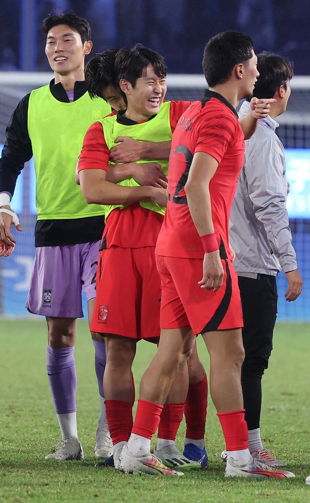 이강인 금메달병역혜택 축하 쇄도PSG리그앙음바페네이마르 짝짝짝 네이트 스포츠