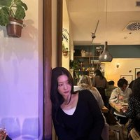 정채연, 해외서도 숨길 수 없는 청순美…여친짤의 정석 : 네이트 연예