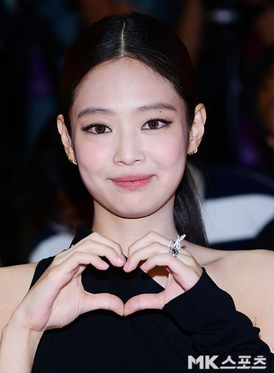 제니 이미지 3