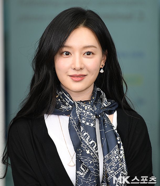 김지원 &apos;아름다운 눈빛의 여왕&apos; [MK포토]