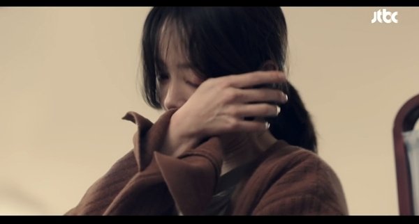 날 사랑했었나요…한지민의 한마디에, 손석구 눈물 터졌다(&apos;천국보다&apos;)