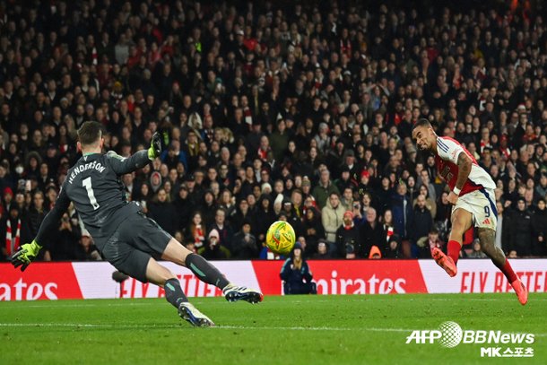 아스널 관련 이미지