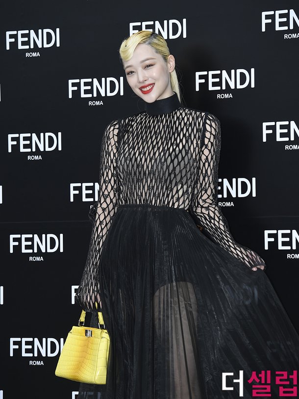 í°ë¸ì´ë°ì¼ë¦¬ í¬í 