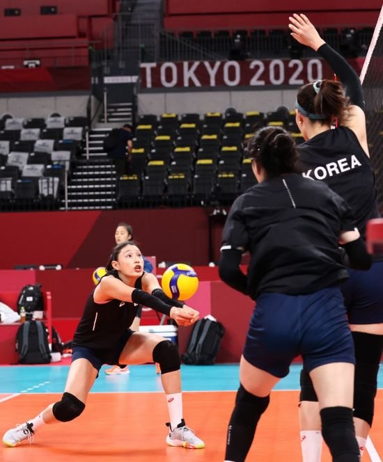 ë°°êµ¬ì—¬ì œ ê¹€ì—°ê²½ ìˆ˜ì˜í¬ë§ í™©ì„ ìš° Mzì„¸ëŒ€ ë„ì¿„ì„œ ì¼ë‚¸ë‹¤ ì•¼ê°„ ì •ë³´