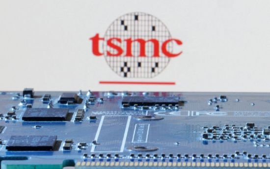 삼성·하이닉스가 못한 속도전…TSMC 日 공장, 2년만에 뚝딱 어떻게 가능했나[기업amp;이슈]