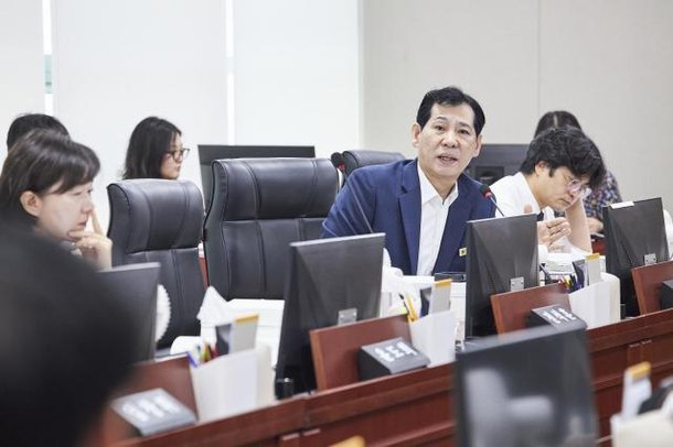 이영봉 경기도의원, AI·무역지원 예산 잇단 감액 지적…"재정 운용 신뢰 흔들려"