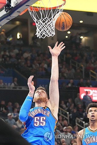 오클라호마시티 하텐슈타인 슛 장면