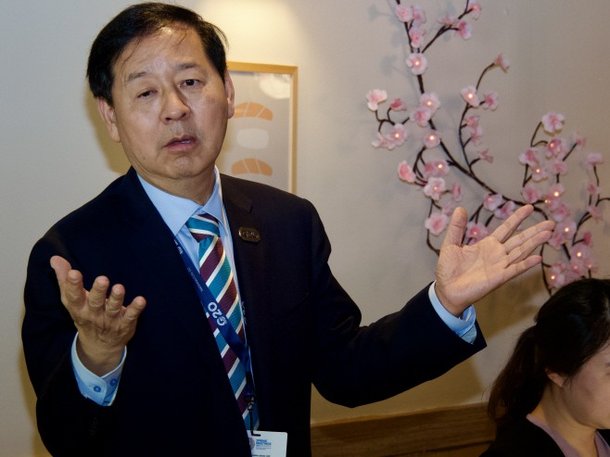 Koo pushes AI shift, global AI hub