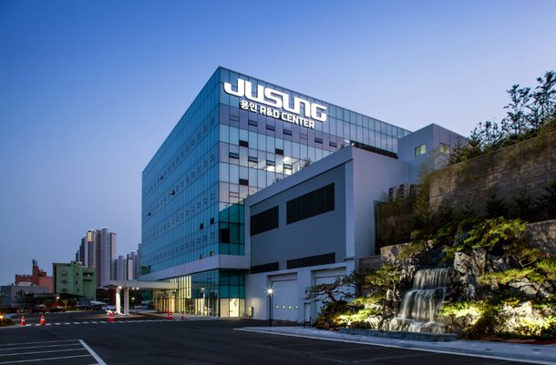 반도체 장비 업체 온도차 가시화…주성공정 수주잔고 2,000억원 돌파, 한미반도체는 3조원 목표 대비 48%