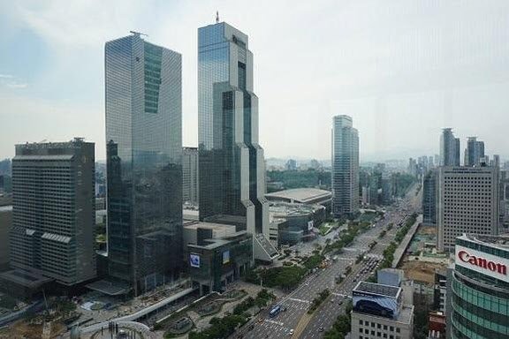 업무용 빌딩이나 기업이 모여 있는 서울 강남구 삼성동 일대. /조선DB