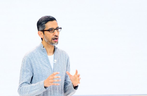 10일현지시각 구글 I/O에서 순다르 피차이 구글 CEO가 구글의 AI 전략에 대해 이야기하고 있다. /AFP 연합뉴스