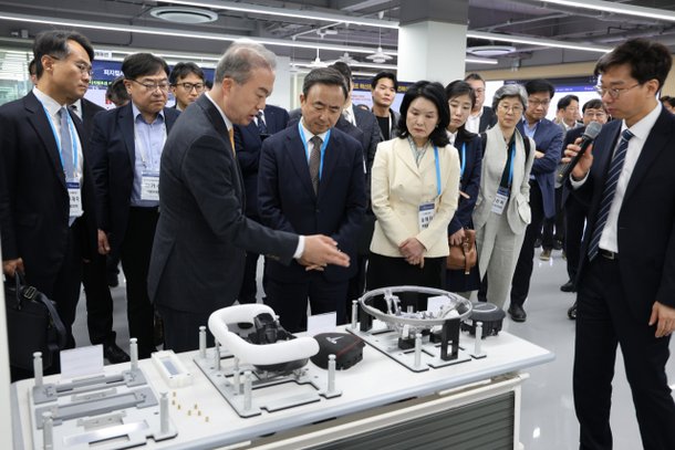 국가AI전략위, 전북서 '피지컬AI' 혁신 거점 조성 점검