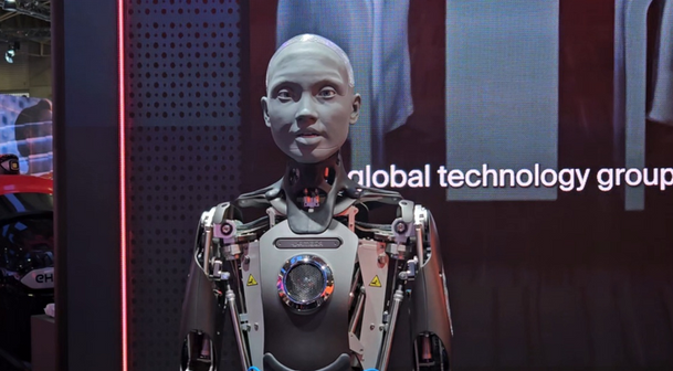 [MWC 2024결산③] 로봇·확장현실·플라잉카…혁신기술 총출동