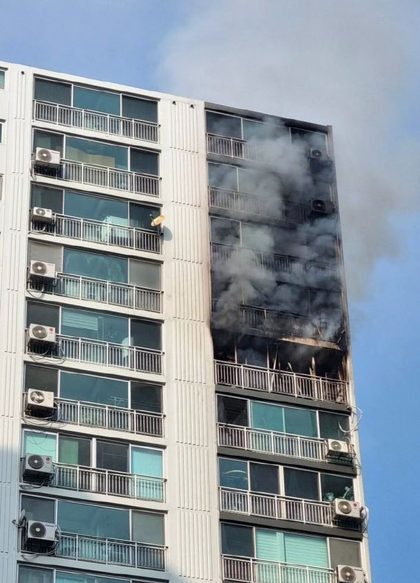 "에어프라이어 켜놓고 깜빡"…수원 아파트서 화재 발생