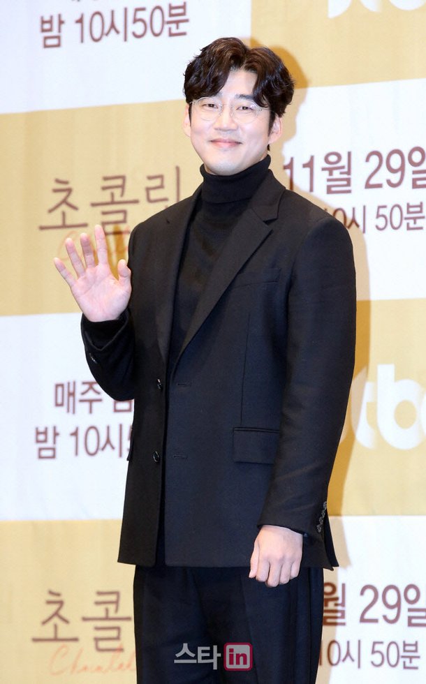 ìœ¤ê³„ìƒ ì—´ì•  ì¸ì • ëˆ„ë¦¬ê¾¼ ì¶•í•˜ ë·°í‹° ëŒ€í'œ ìƒëŒ€ ì—¬ì„±ì— ê´€ì‹¬ ì¢…í•© ë„¤ì´íŠ¸ë‰´ìŠ¤