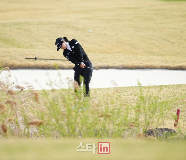 [골프in포토]고지우,정교한 어프로치