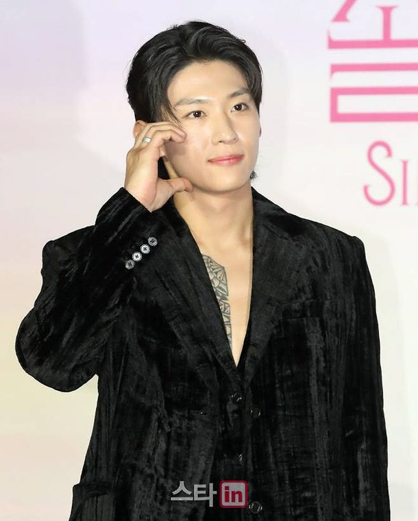 덱스, 수지와 로맨스? 오보였다…&apos;하렘의 남자들&apos; 출연 아냐 [공식]