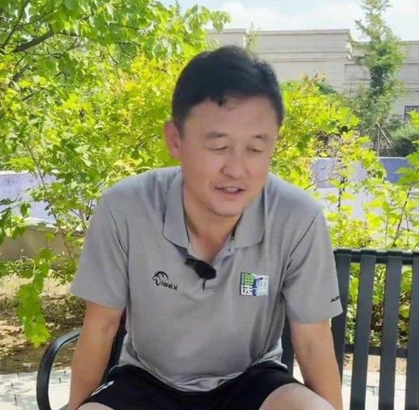 Ex-Manchester City Star Takes Aim: Current Manager ‘Hindrance’ to Chinese Football’s Progress