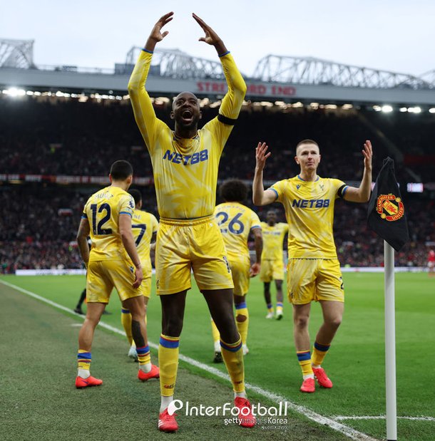 크리스털 팰리스 vs 맨유 분석 그래픽