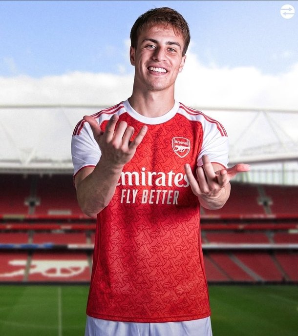 아스널 이적 시장 관련 이미지