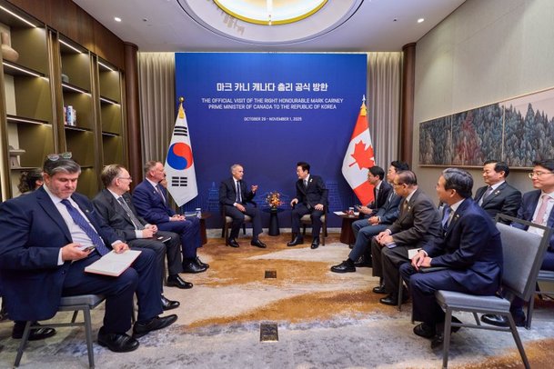 뜨거웠던 '관세 전쟁' 서막