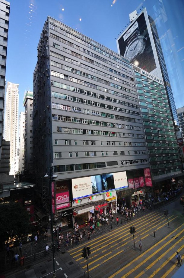 범죄 소굴 홍콩 '청킹맨션'에서 자본주의 대안을 찾다