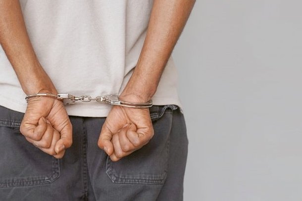 ìž¬ì‚° ë•Œë¬¸ì— ì´í˜¼í•œ ì „ ë¶€ì¸ ì¹¼ë¶€ë¦¼í•œ 80ëŒ€ êµ¬ì† ì•¼ê°„ ì •ë³´