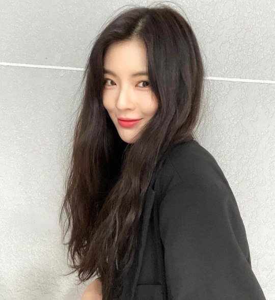 ì´ê´'ìˆ˜ ì´ì„ ë¹ˆ ì‚¬ëž' ë§Žì´ ë°›ë‚˜ ë´ ë¬¼ì˜¤ë¥¸ ë¯¸ëª¨ ë„¤ì´íŠ¸ ì—°ì˜ˆ