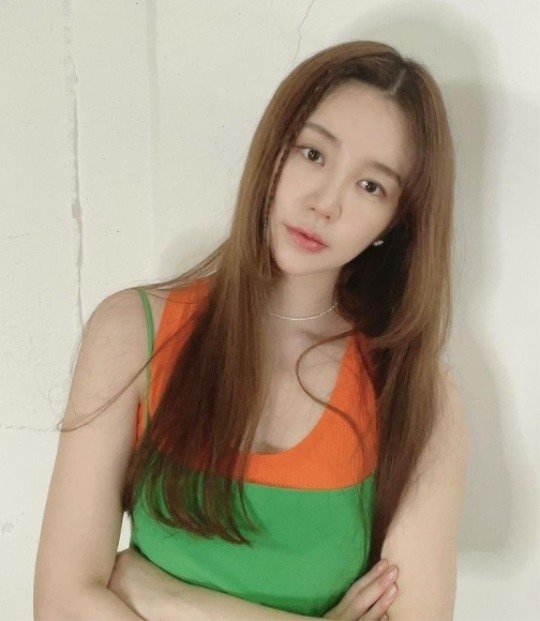 ìœ¤ì€í˜œ ì²­ìˆœí•œë° ì€ê·¼ ê¸€ëž˜ë¨¸ ì‹œì›í•œ ì—¬ë¦„ ì—¬ì‹  ë„¤ì´íŠ¸ ì—°ì˜ˆ
