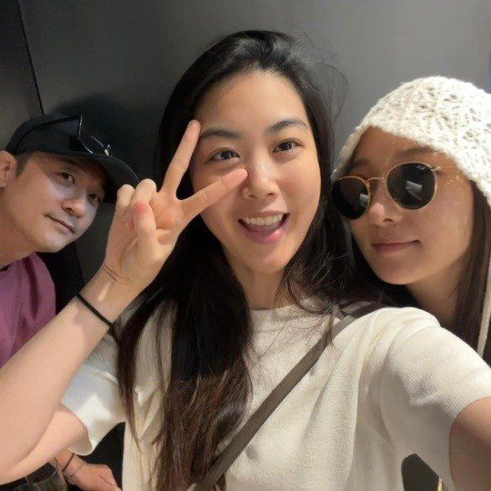 Lee In-hye Reunites with Ex-Husband Alex: A Heartwarming Encounter for Their Son’s Milestone Birthday