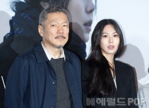 [POP이슈]홍상수 감독, ♥김민희 사이 아들 출산하더니…또 경사 터졌다