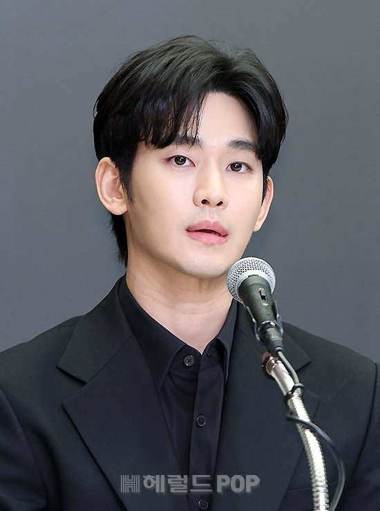 김수현 소속사, 악플러 고소장 제출 "강경대응할 것"[전문]