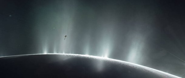 토성의 얼음위성 엔셀라두스의 지하 바다에 있는 물이 얼음 표면층을 뚫고 솟아나와 수증기 기둥을 이루고 있는 모습상상도. 나사 제공