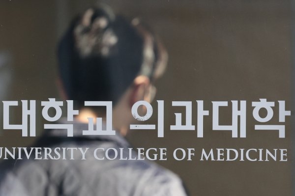 [단독] 지방은 레지던트도 못구한다…2명 중 1명 서울 근무