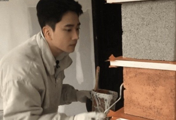 아이돌서 페인트공 변신…성수기엔 월 1500만원 번다
